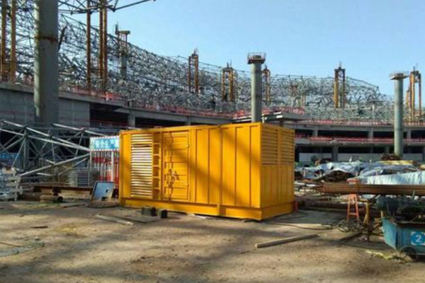 甘孜发电机出租如何判断空气滤清器是否需要更换？